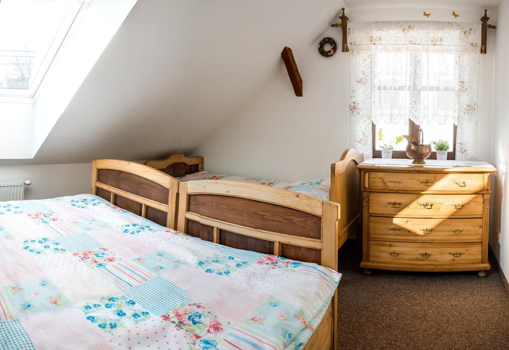 Penzion U Jindry Zeleznice Room photo